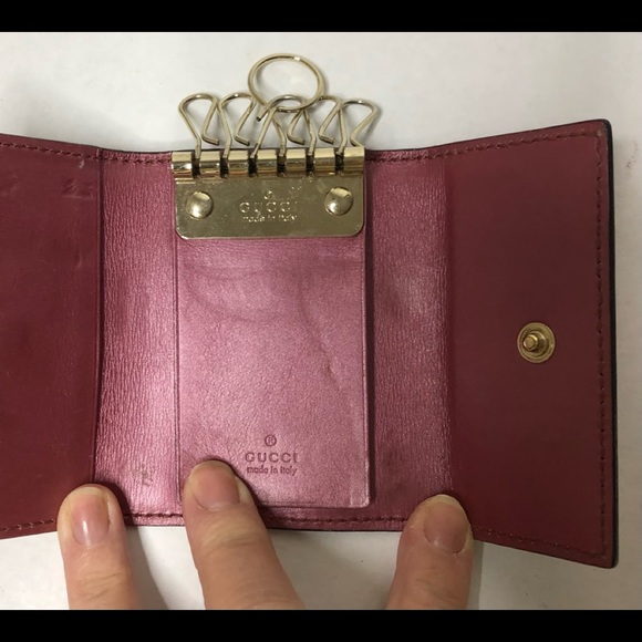 GUCCI 🌼 Authentic Pink Patent Leather GG Link Gold Heart Logo Key/Card Holder - Picture 9 of 15